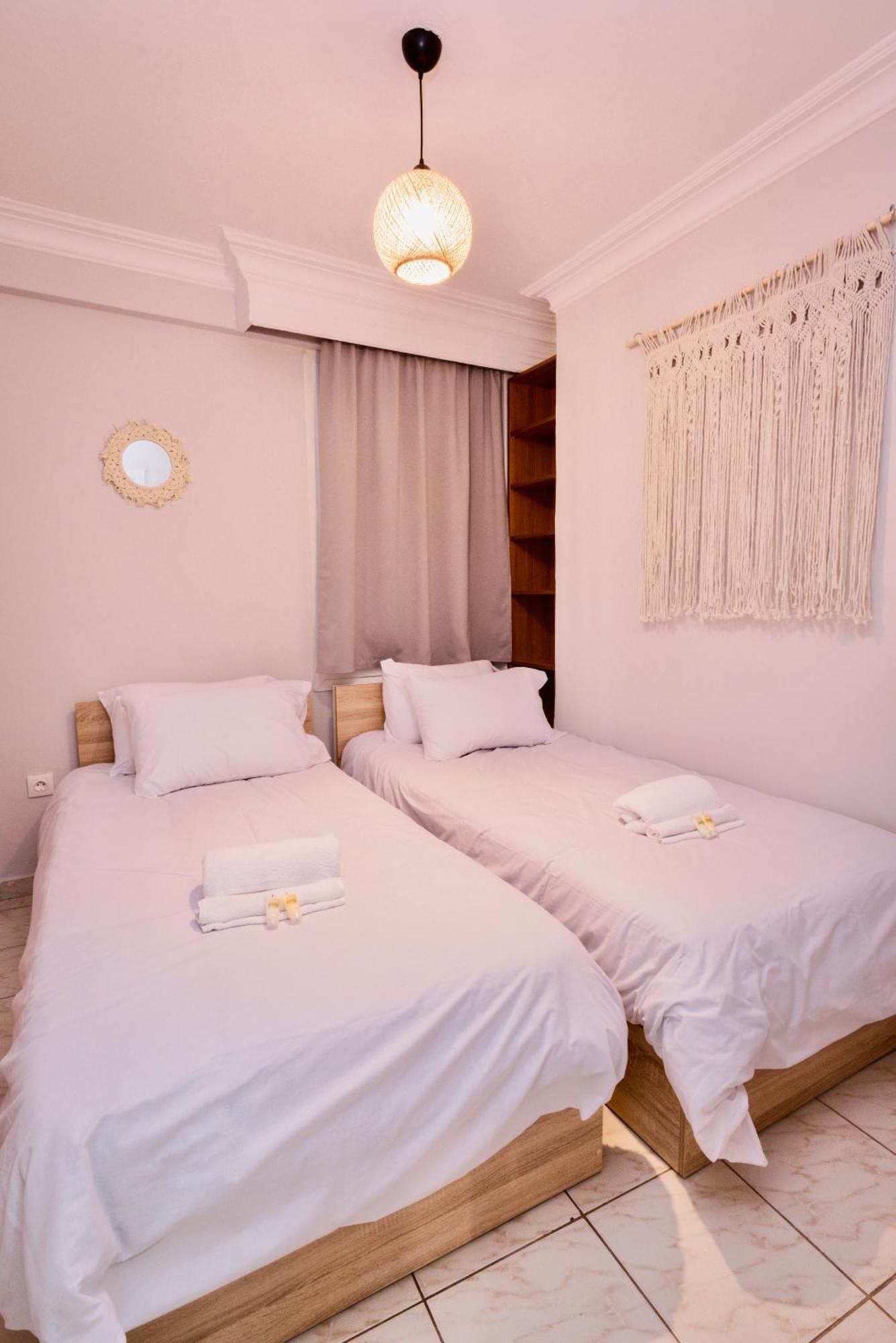 Stylish Apt W Jacuzzi, 5 Min To White Tower Thessaloníki Eksteriør bilde