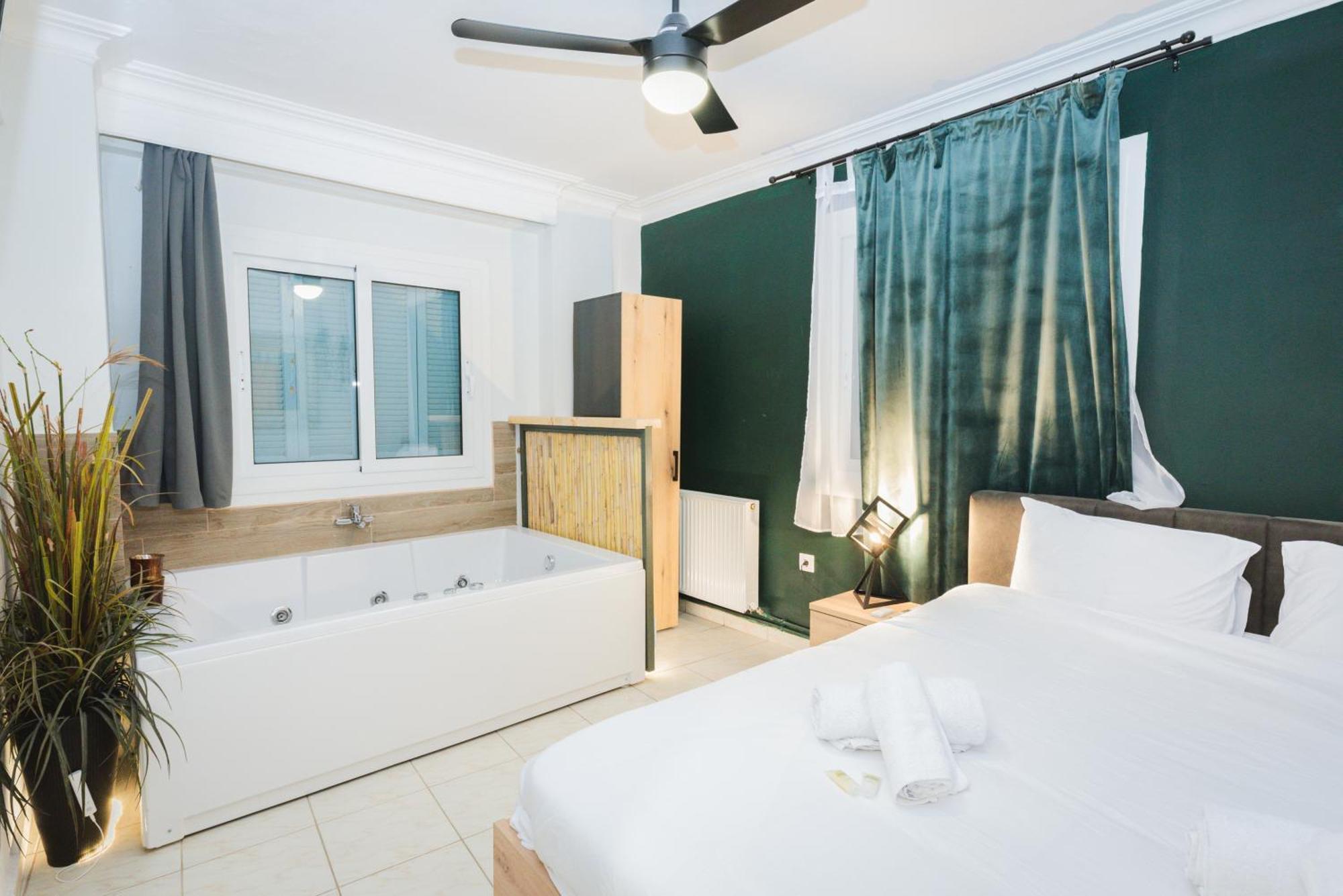 Stylish Apt W Jacuzzi, 5 Min To White Tower Thessaloníki Eksteriør bilde